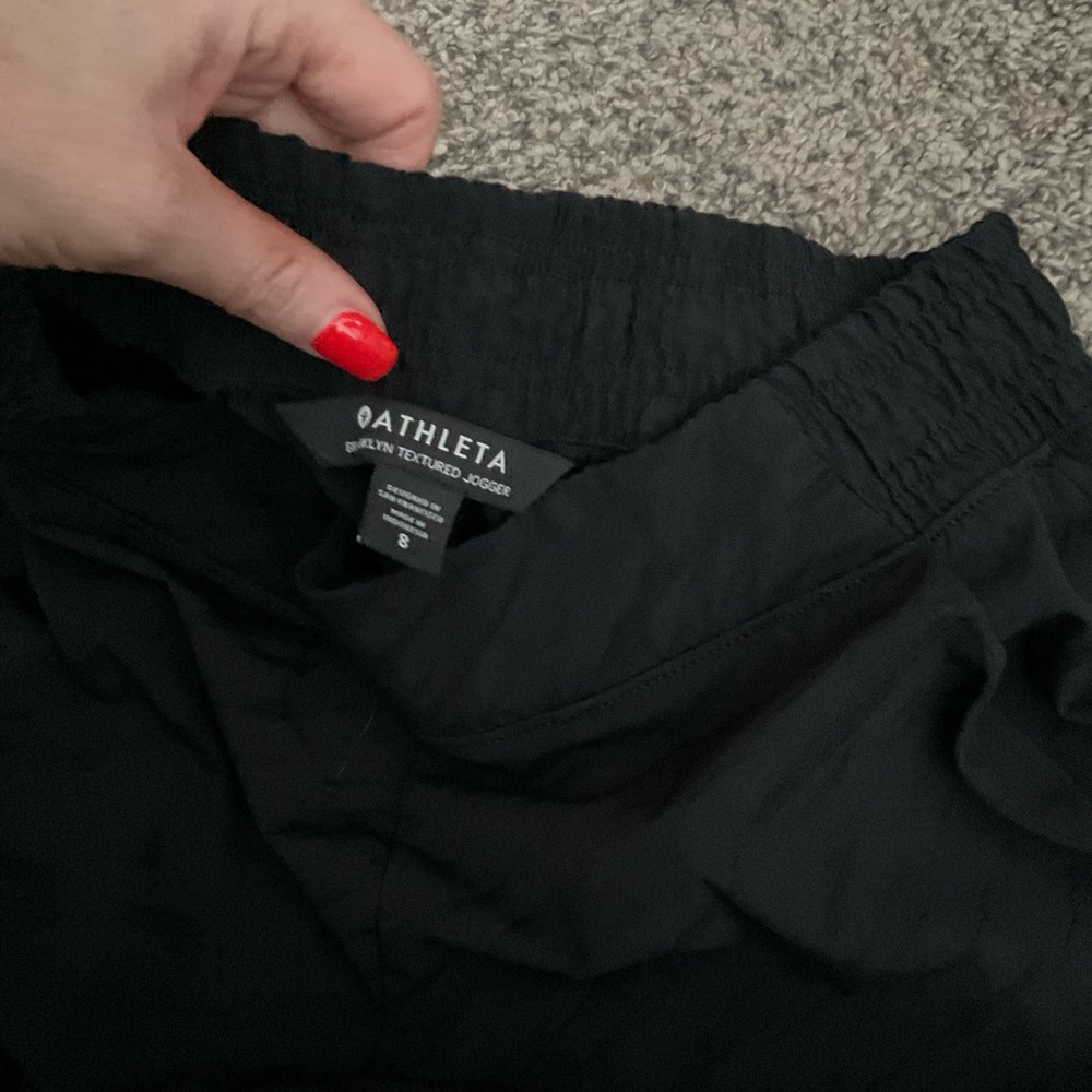 Women’s Athleta Black Brooklyn Textured Jogger - Size 8
